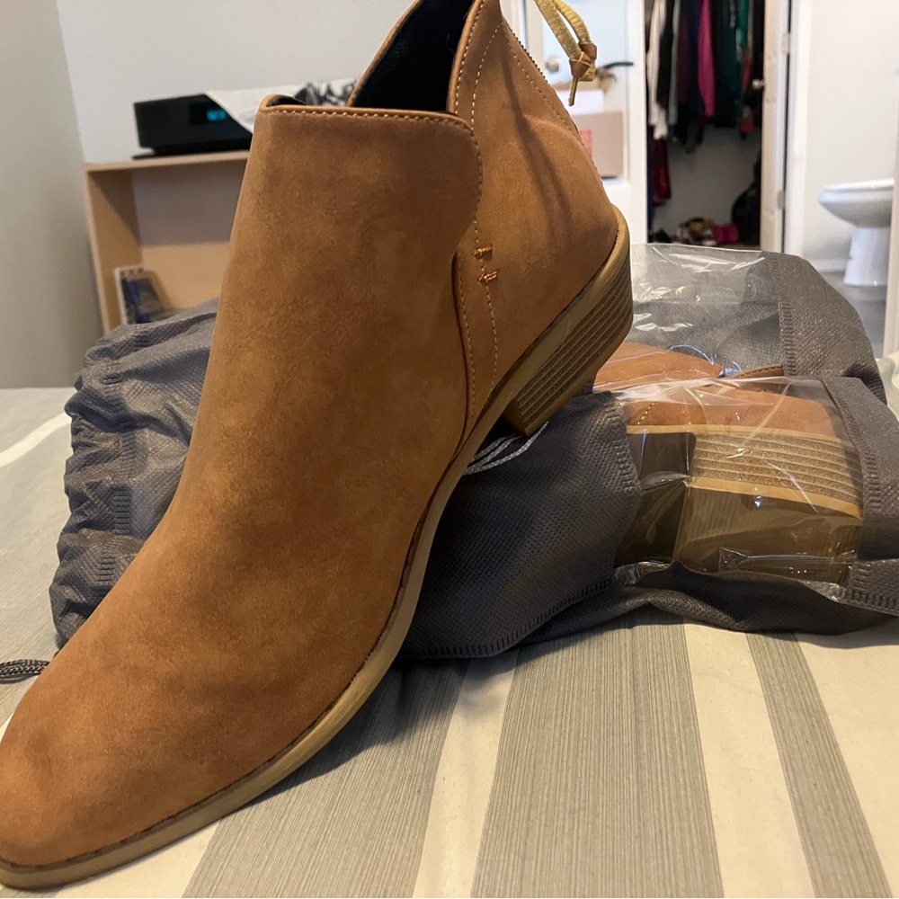 Women’s booties